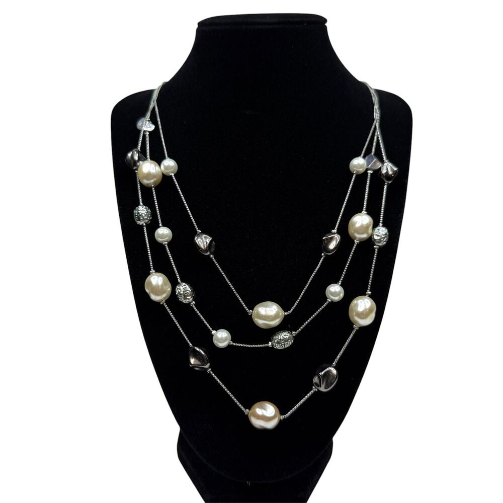 NY Co Multi-Strand Layered Faux Pearl & Bead Necklace Silver Tone Statement 18"